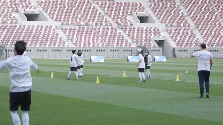 La selección femenina de Afganistán volvió a jugar, en Qatar, tras ser evacuada de su país hace dos