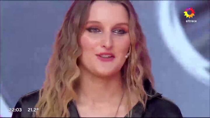 Ana Inés fue en pijama a Los 8 escalones de los tres millones (eltrece)