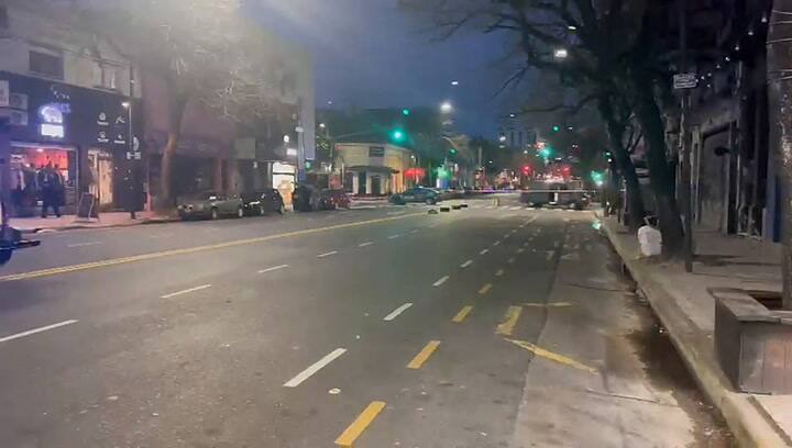 La calle cortada en Scalabrini Ortiz