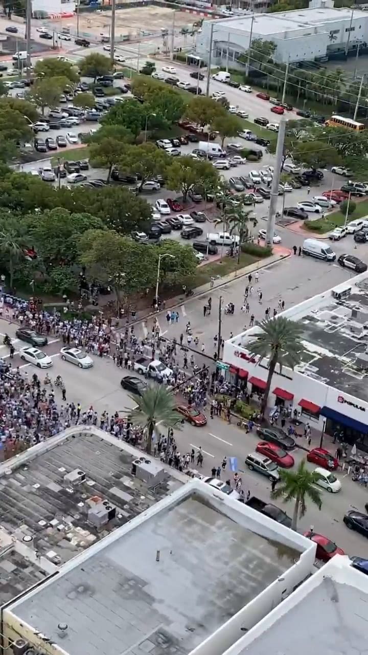 Los festejos de argentinos en Miami captados desde las alturas