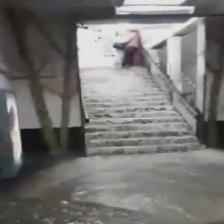 Fuerte temporal, tráfico colapsado