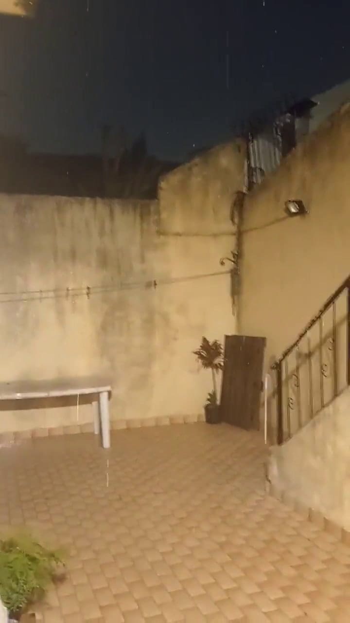 Granizo en algunos barrios