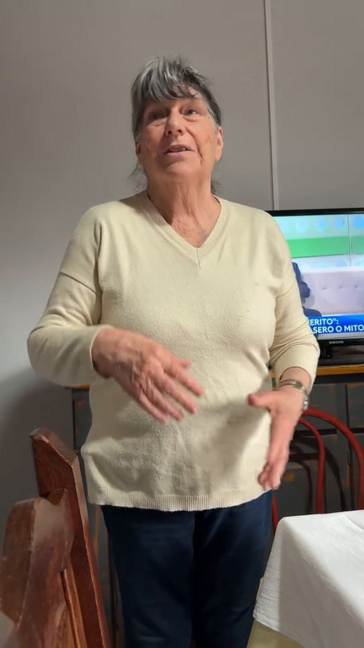 Se cansó de esperar y ella le propuso casamiento a él después de 57 años juntos