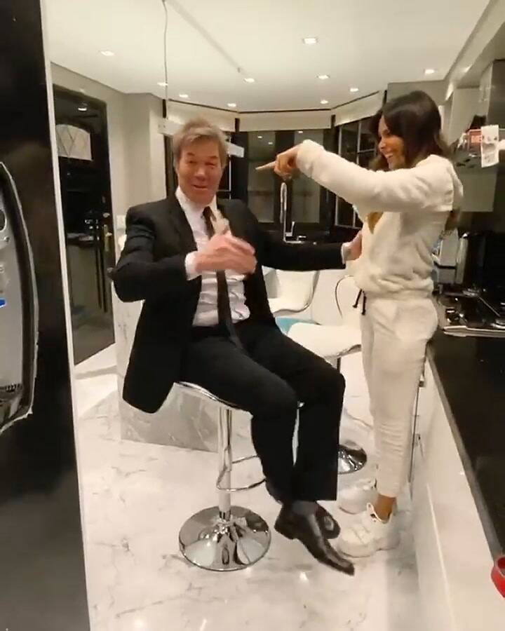 Lujo minimalista: Fernando Burlando y Barby Franco mostraron la cocina de su mansión