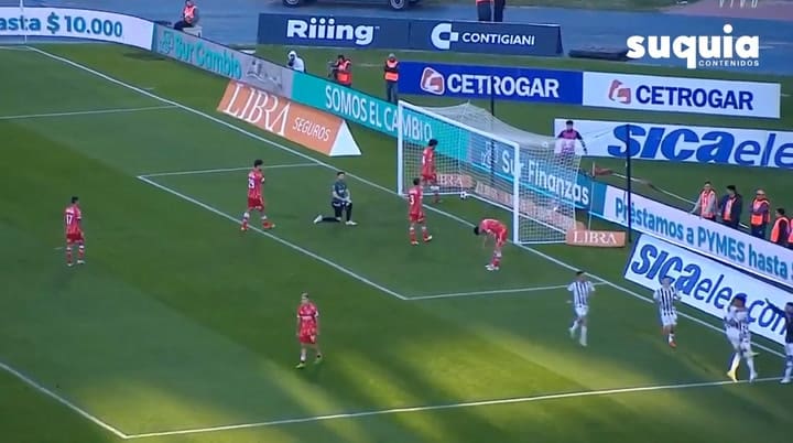 El golazo de Sosa a Argentinos