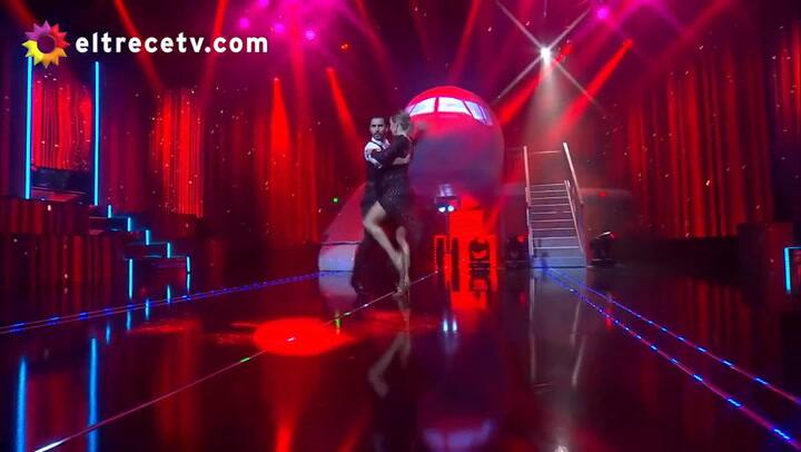 Impecable baile de tango de Noelia Marzol en Bienvenidos a bordo - Fuente: eltrece