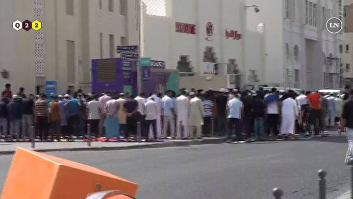 El primer Mundial en un país musulmán: cómo se vive un viernes sagrado. Video: Matías Boela.