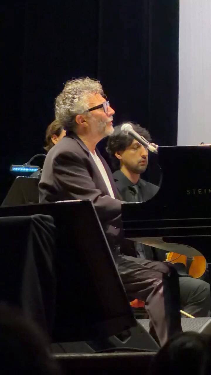 Canción para mi muerte dedicada a Charly García