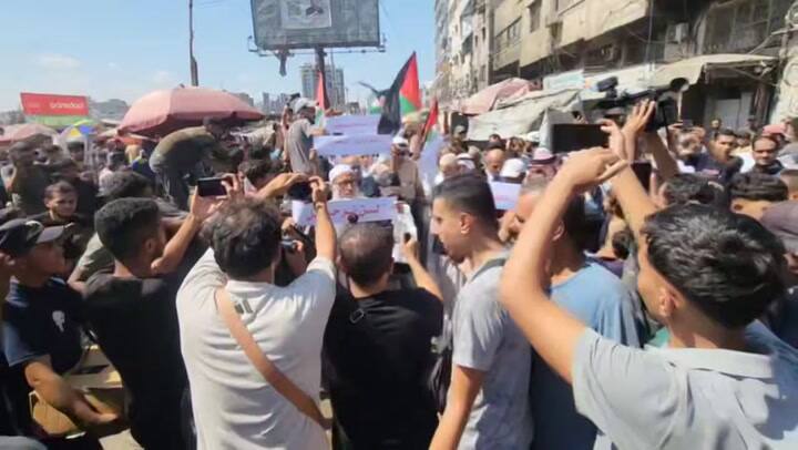 Protestas contra la orden de evacuación