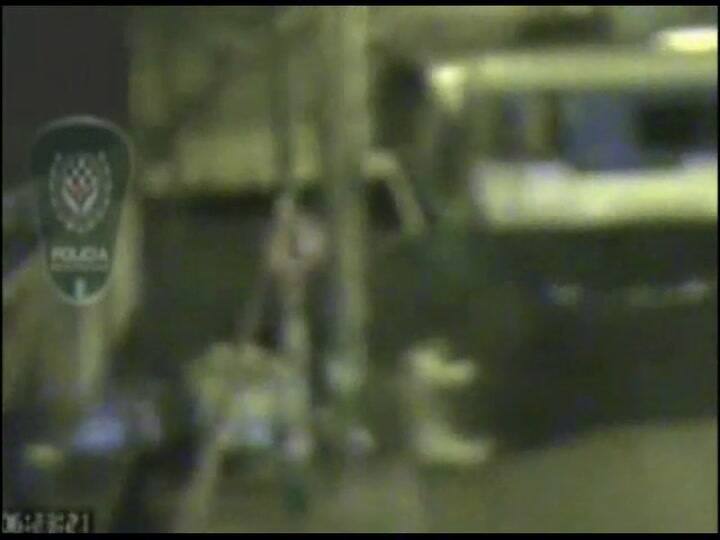 Así fue el choque entre el colectivo y el tren (Infobae)