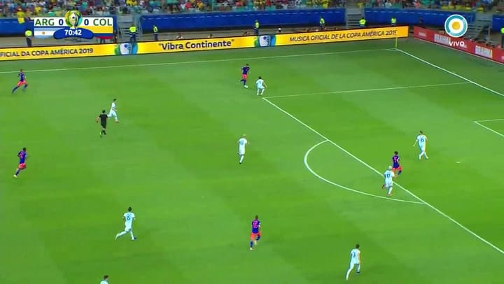 Roger Martínez puso el 1-0 con un golazo - Fuente: TV Pública