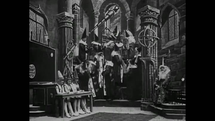 Un viaje a la Luna' - Fuente: YouTube