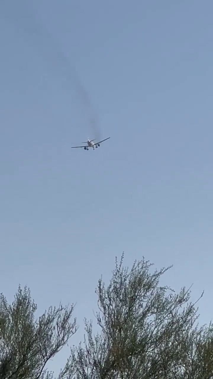 Un avión tuvo que regresar al aeropuerto por una falla