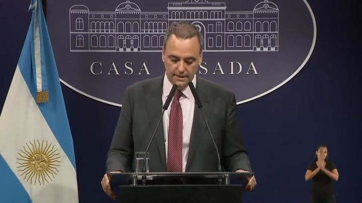 Conferencia de prensa de Manuel Adorni del 14 de febrero