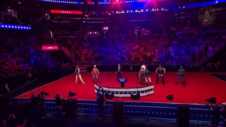 Donald Trump bailó al ritmo de Village People en la previa a su asunción