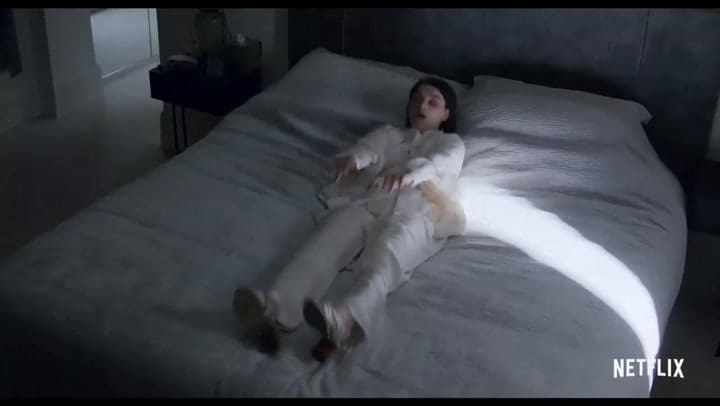 Detrás de sus ojos tráiler