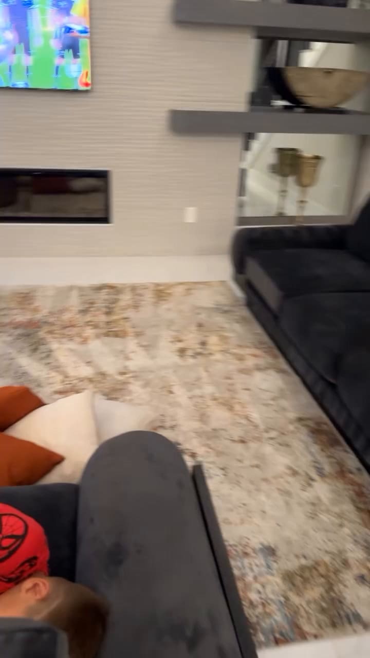 Mandinha Martínez, desde su casa, alentó a Emiliano "Dibu" Martínez