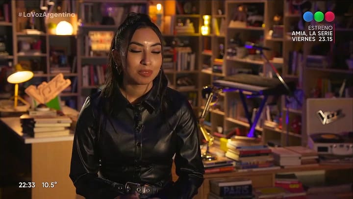 La presentacion de Florencia Ibarra, la cantante que hizo emocionar a Luck Ra en La Voz