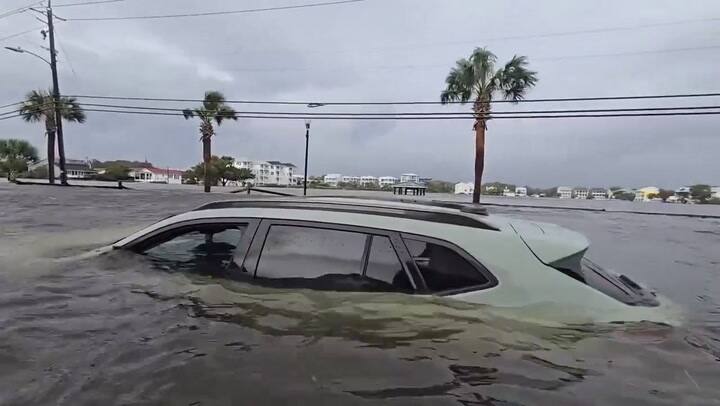 Inundaciones en Carolina Beach, en Carolina del Norte