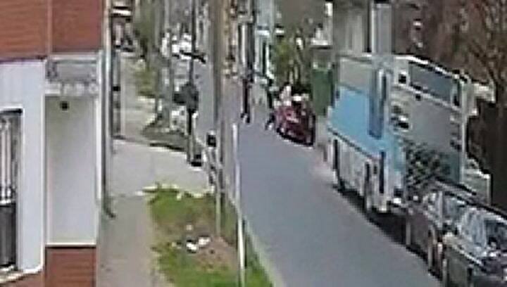 Mataron a un médico para robarle el automóvil frente la puerta de la casa de su madre