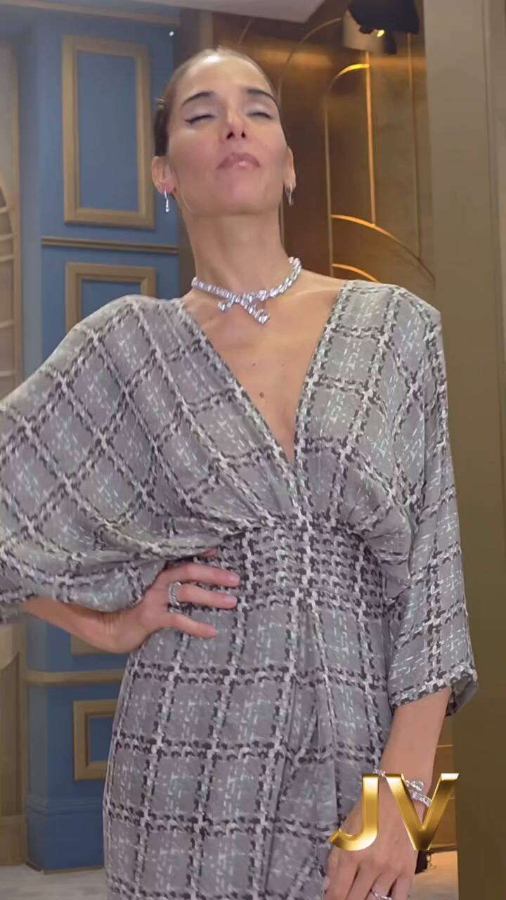 El outfit elegante de Juana Viale para este domingo 30 de marzo
