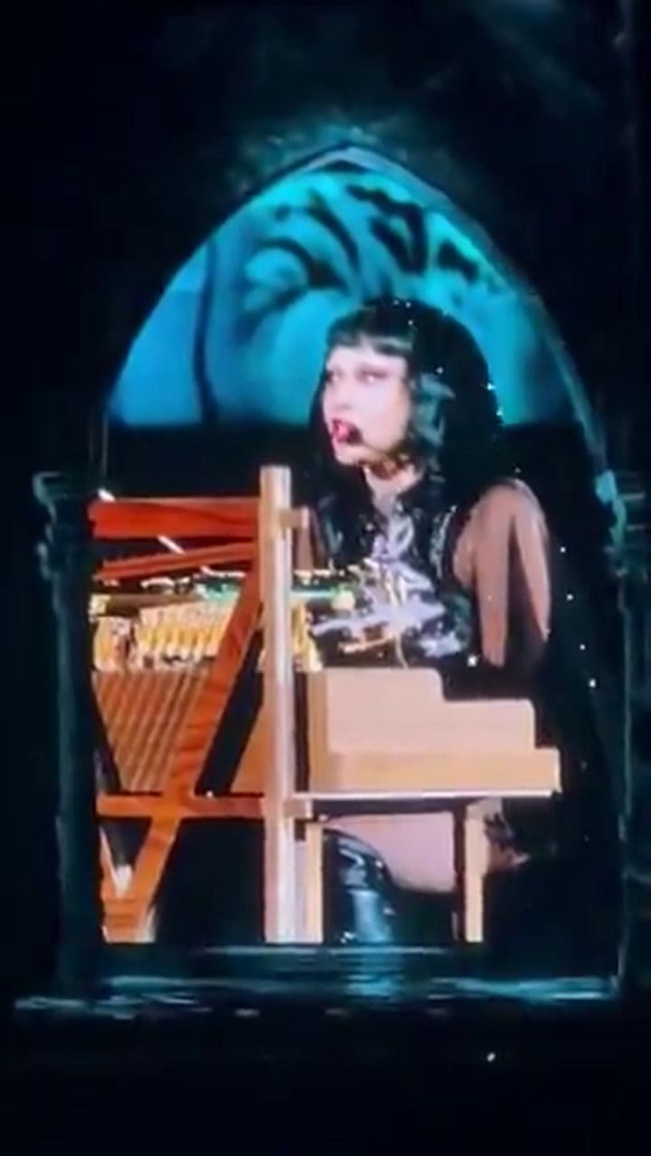 Lady Gaga Contra El ICE