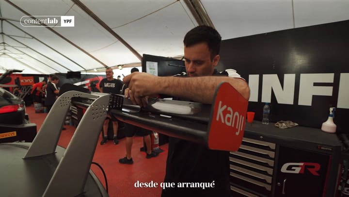 Rossi ganó su sexta corona del TC 2000 en Junín y quedó a una de Traverso