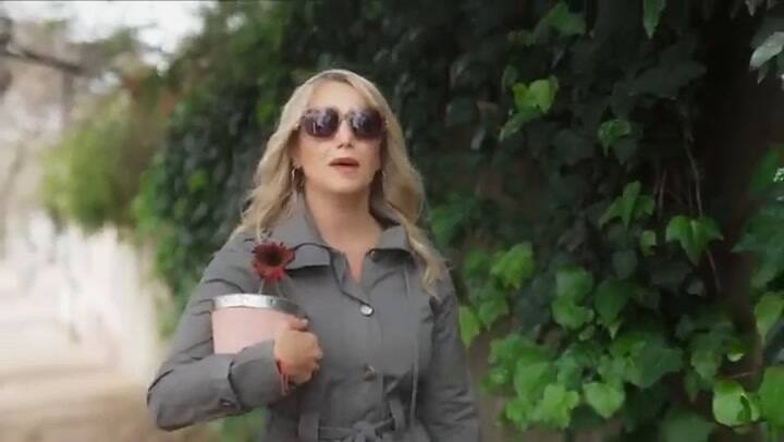 Yo decido, el último sencillo de Laura Tuny