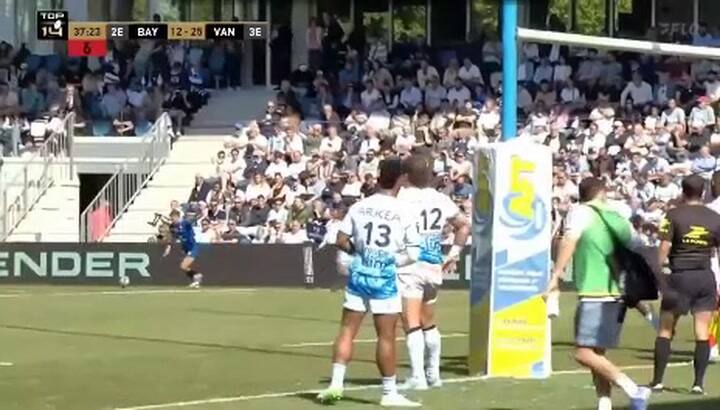 La conversión que tapó Mateo Carreras en el rugby francés