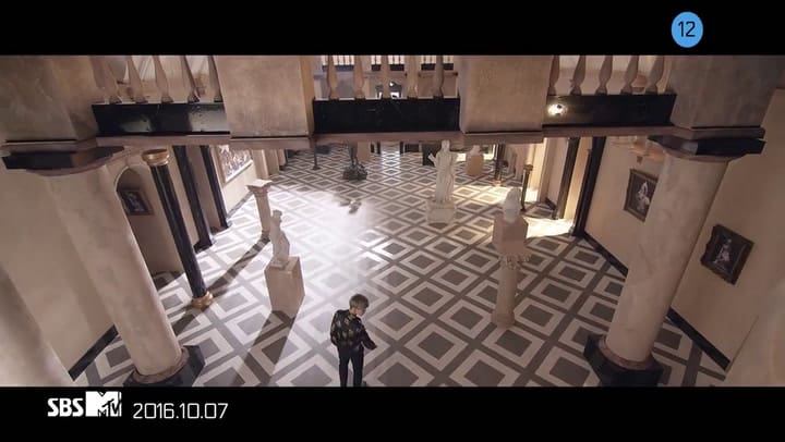 Blood, Sweet, Tears - Fuente: YouTube