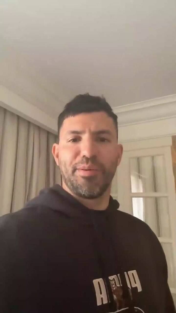 El Kun Agüero llevó tranquilidad luego de la arritmia que sufrió en un stream