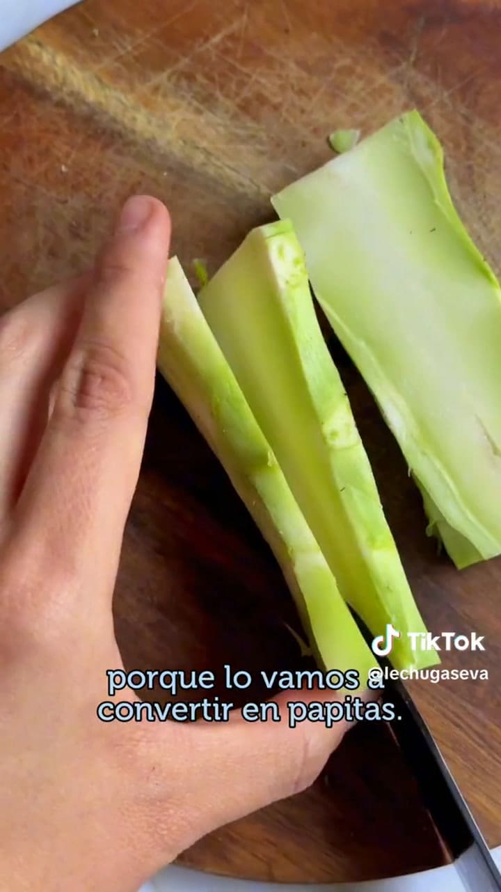 Receta con tallo de brócoli: bastones empanados