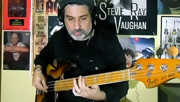 Daniel Osvaldo cantó Love Me Two Times de los Doors en YouTube