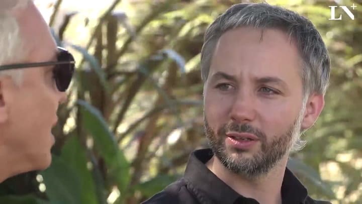 La charla de Flavio Mendoza y sus padres sobre su sexualidad