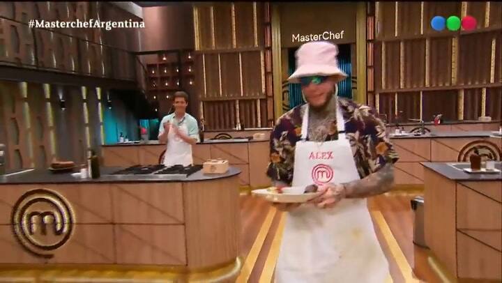 MasterChef Celebrity: Alex Caniggia hizo uno de sus peores platos del certamen - Fuente: Telefe