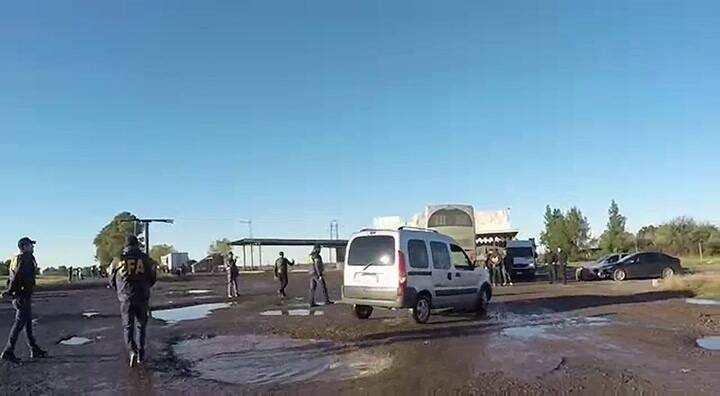 Simulacro de hallazgo de armas ilegales