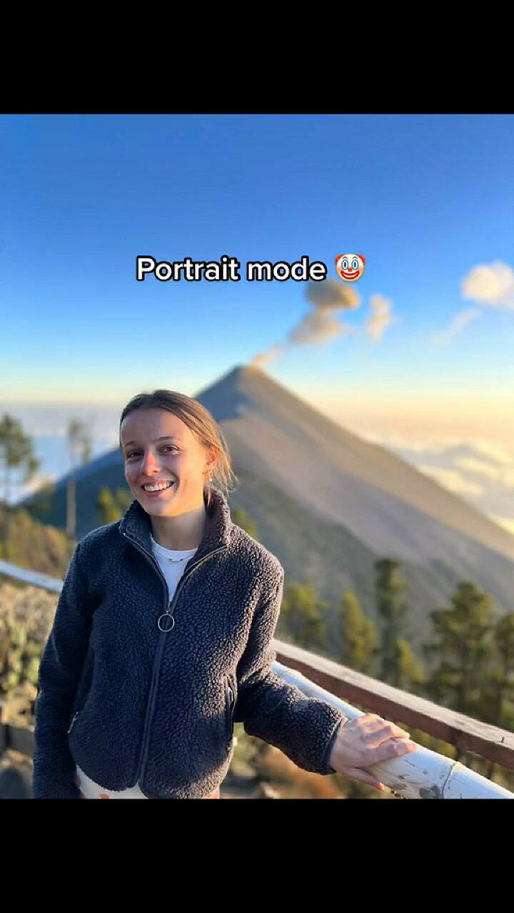 La viajera bromeó con un error en una fotografía que le habían tomado en uno de sus viajes