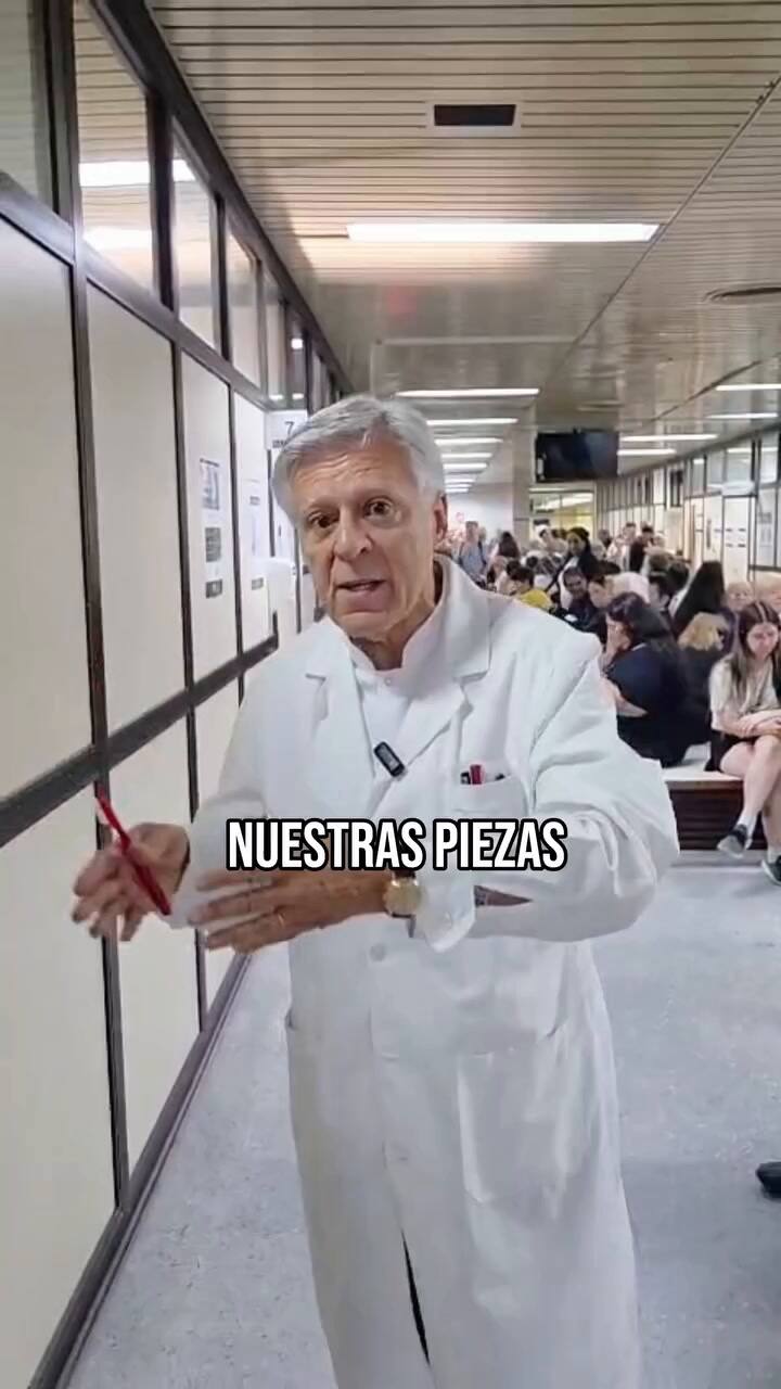 Dientes limpios corazón contento, según López Rosetti