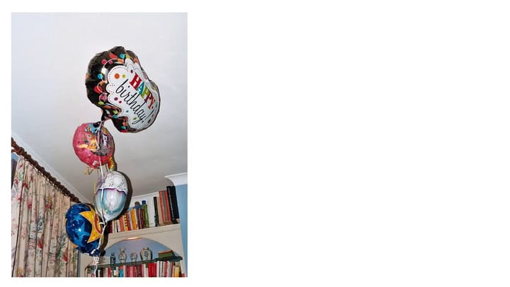 Lily Allen - Three - Fuente: YouTube