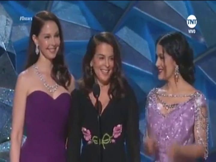Ashley Judd, Annabella Sciorra y Salma Hayek se refirieron al movimiento Time's Up