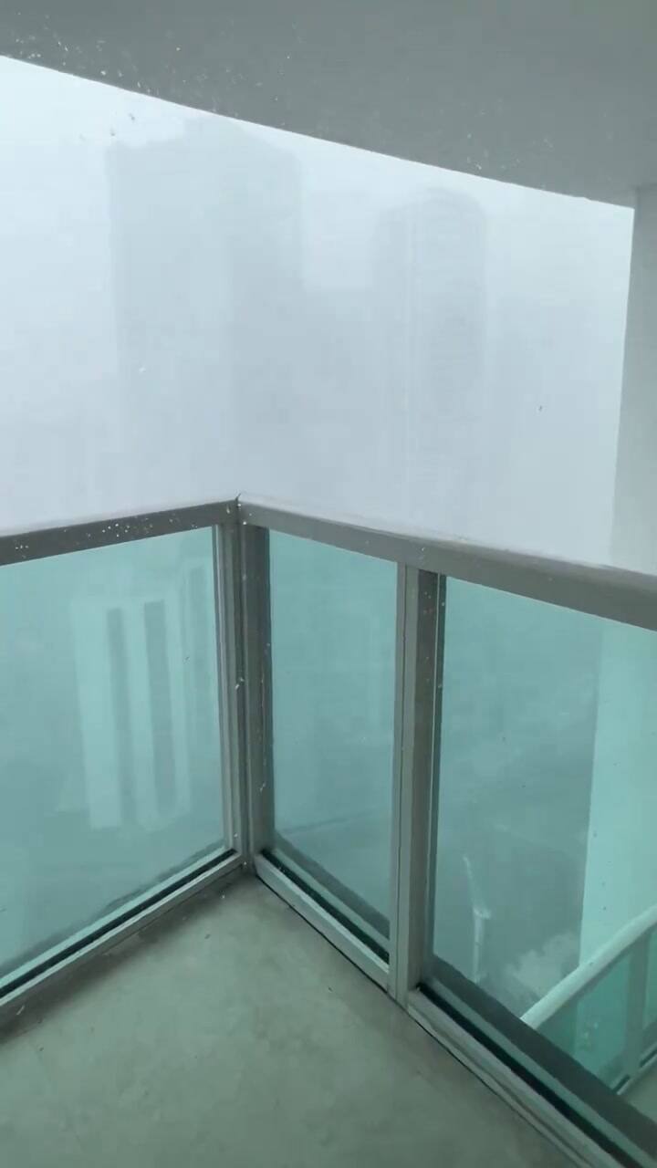 Snaptwitter Ppuihxbyooaimo7w.m3u8 Container=cmaf