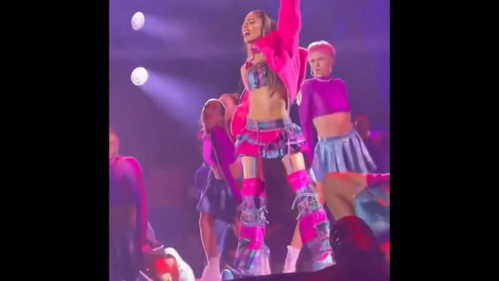 Tini y un guiño a Sebastián Yatra