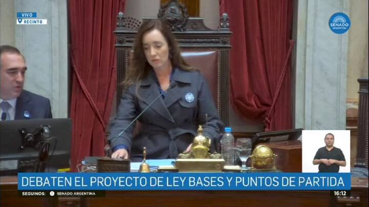 Fuerte cruce entre Wado de Pedro y Victoria Villarruel en el Senado