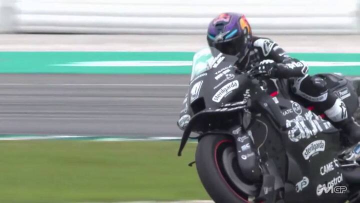 La impresionante caída de Jorge Martín en las prácticas del MotoGP