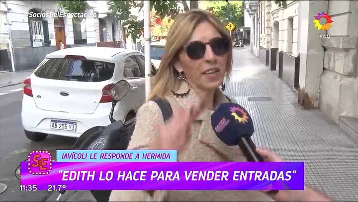 Karina Iavicoli cruzo a Edith Hermida