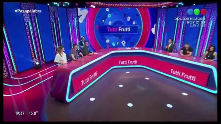 Lo prometido es deuda y Paulo Kaplan cumplió con cotillón y todo