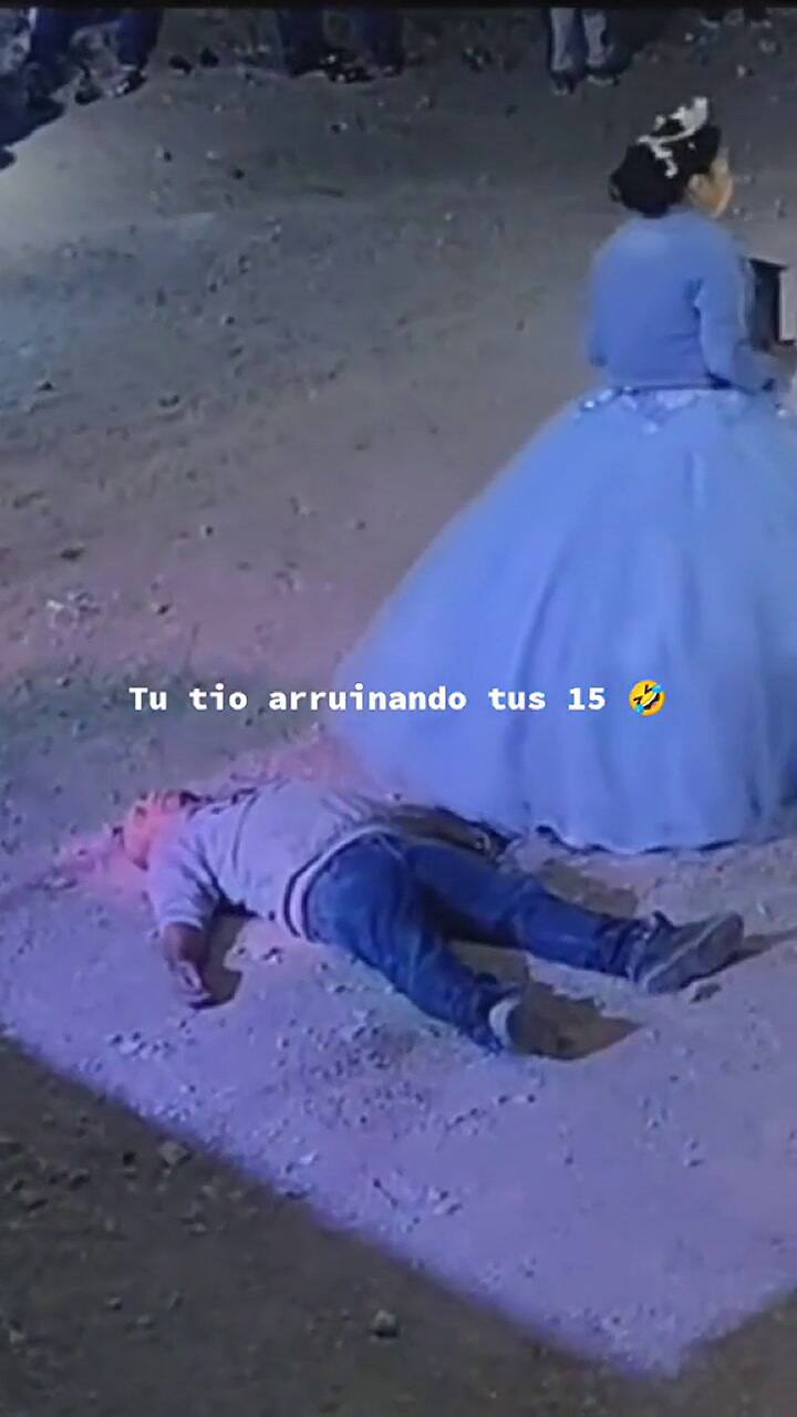 Su tío se desplomó durante el vals