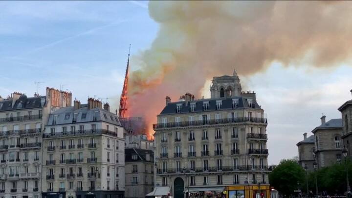Las palabras de Macron sobre el incendio en Notre Dame - Fuente: AFP