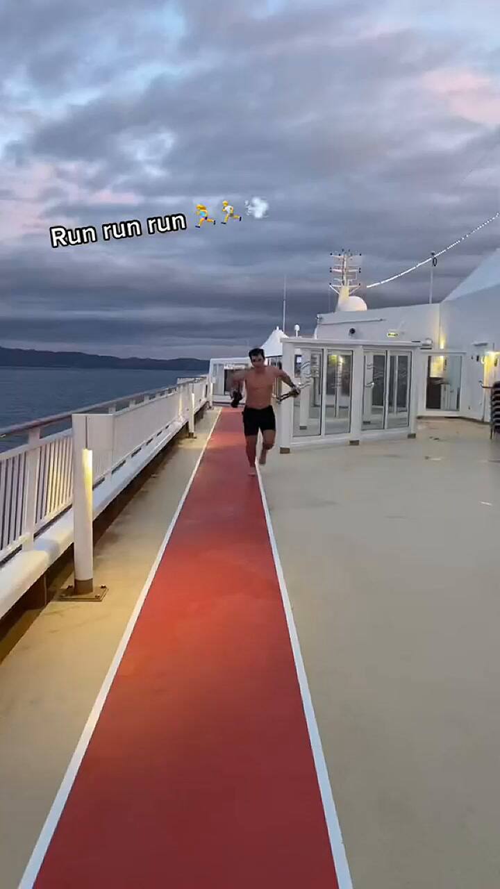 El fotógrafo se apresuró para avistar el amanecer durante las vacaciones