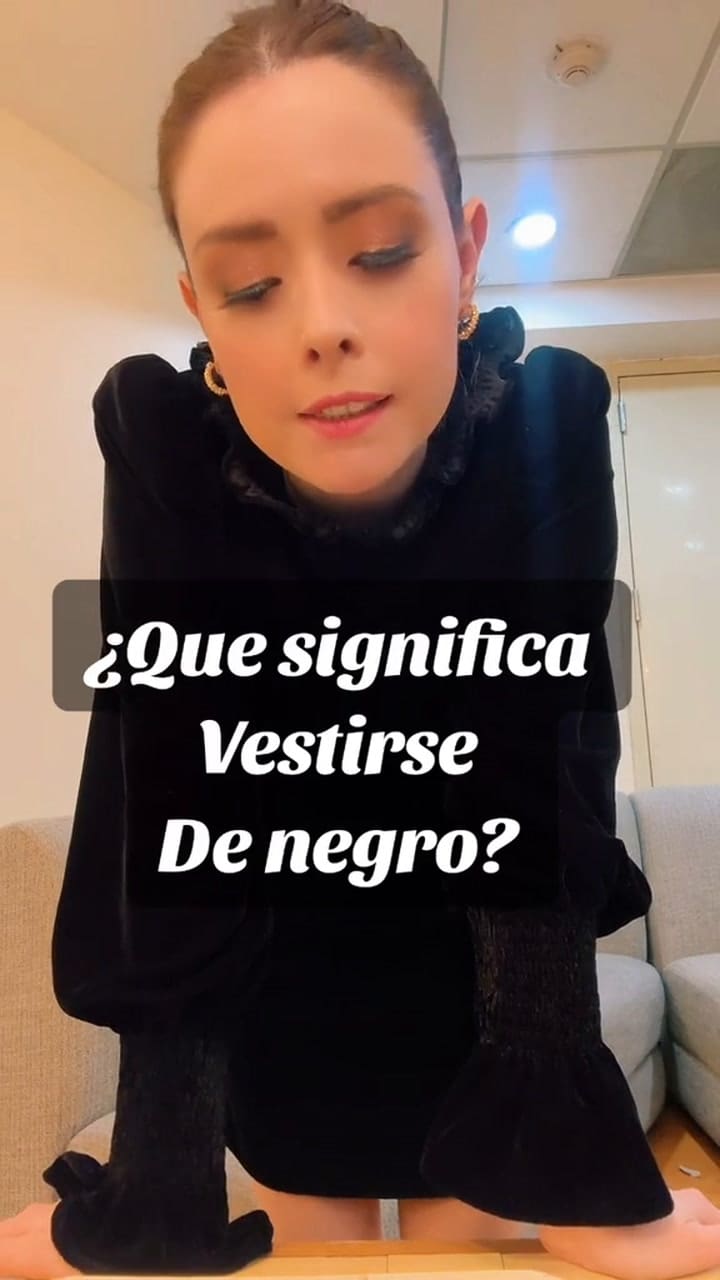 Qué significa que alguien se vista siempre de negro, según la psicología